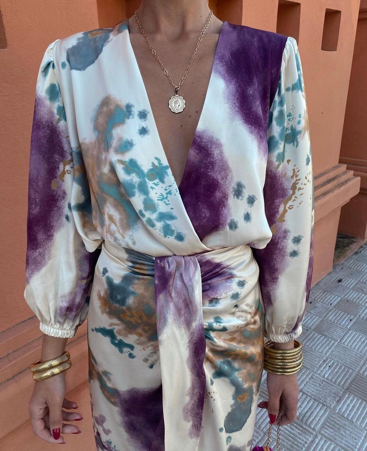 Elegante vestido morado con escote en V💜-ES