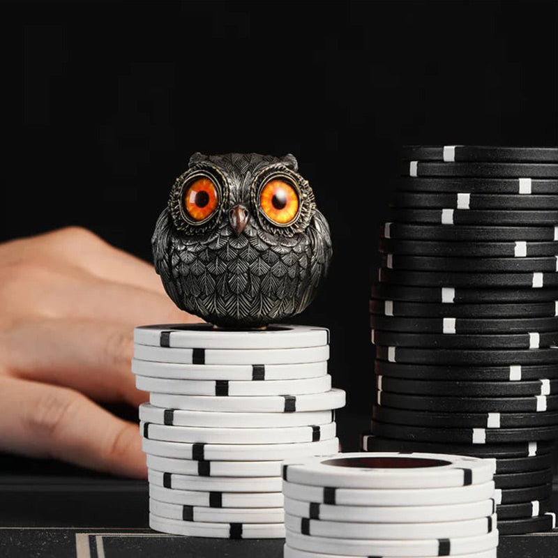 🦉Realistinė laimingos pelėdos sargo figūrėlė-LT