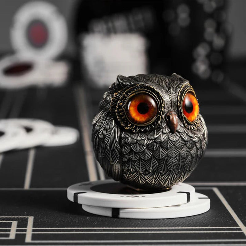 🦉Realistinė laimingos pelėdos sargo figūrėlė-LT