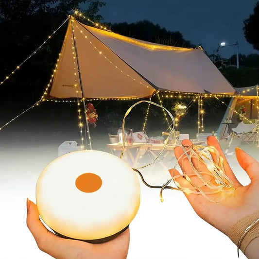 Camp Lamp™💡 Luz de cadena retráctil de 33 pies 🔋 Duración de la batería de 8 horas 🌈 Múltiples configuraciones de color ⚙️ Se instala en segundos-ES